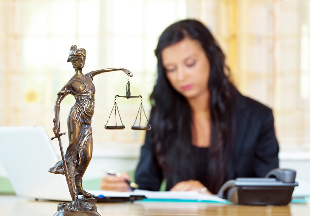 Sfaturi utile pentru gasirea celui mai bun avocat