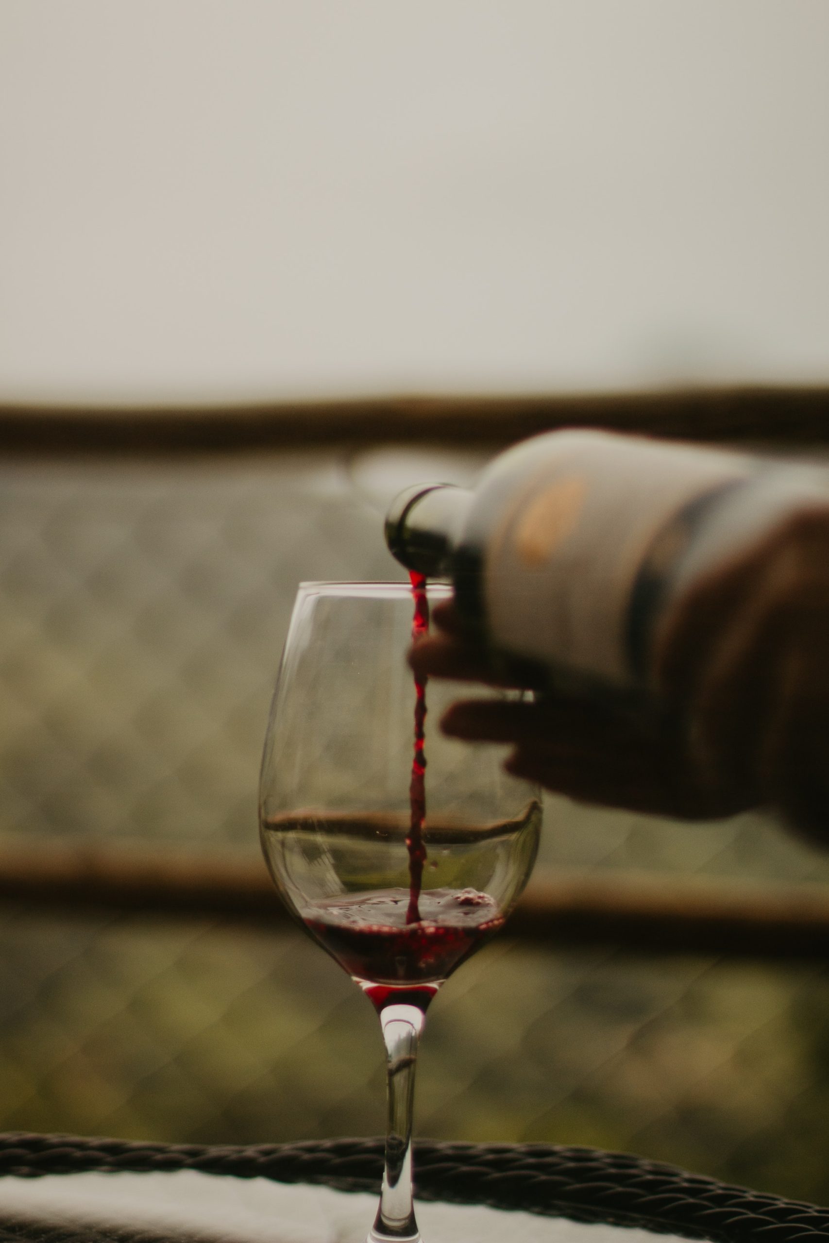 Ce este de făcut pentru a evita oxidarea vinului